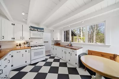 109 Taylortown Road, Montville Township, NJ 07005 - Photo 11