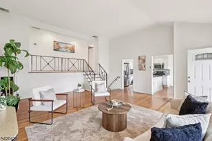 42 Nomahegan Ct, Cranford Township, NJ 07016 - Photo 5