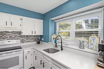 7 Great Horned Owl Ct, Allamuchy Township, NJ 07840 - Photo 7