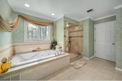 6 Breanne Ct, East Hanover Township, NJ 07936 - Photo 19