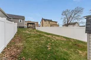 816 North Blvd, Alpha, NJ 08865 - Photo 17