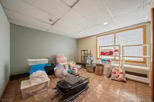 125 Merritt Ave, Bergenfield, NJ 07621 - Photo 29