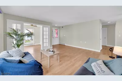 945A Liverpool Cir, Manchester Township, NJ 08759 - Photo 9