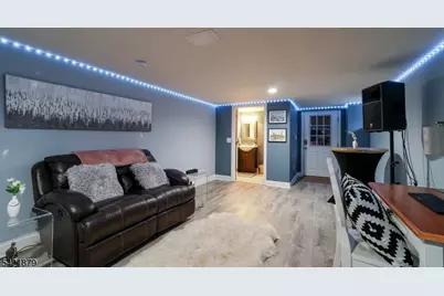 13 Laurel Pl, Chester, NJ 07930 - Photo 33