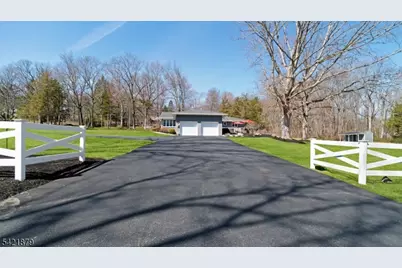 13 Laurel Pl, Chester, NJ 07930 - Photo 41