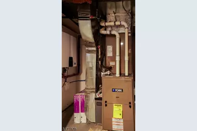 13 Laurel Pl, Chester, NJ 07930 - Photo 37