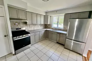 25 Huck Rd, Bloomfield, NJ 07003 - Photo 5