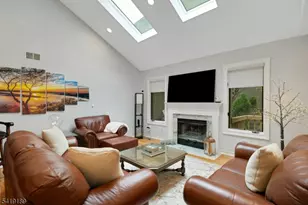 1 Sherwood Dr, Mountain Lakes, NJ 07046 - Photo 5