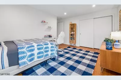 101 Essex Rd, Summit, NJ 07901 - Photo 17