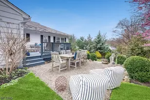 101 Essex Rd, Summit, NJ 07901 - Photo 31