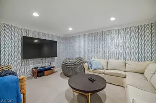 101 Essex Rd, Summit, NJ 07901 - Photo 25