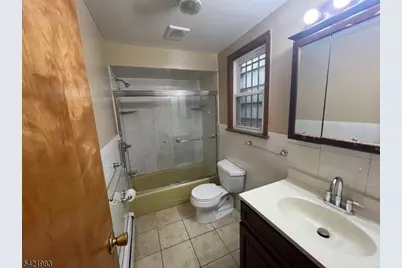 112 Polk St, Newark, NJ 07105 - Photo 9