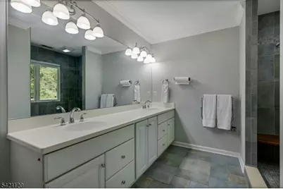 63 Twin Oaks Rd, Bridgewater, NJ 08807 - Photo 23