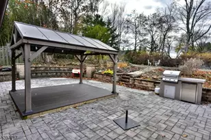 7 Jefferson Pl, Wayne, NJ 07470 - Photo 31