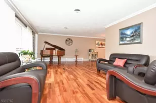 7 Jefferson Pl, Wayne, NJ 07470 - Photo 7