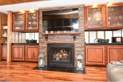 7 Jefferson Pl, Wayne, NJ 07470 - Photo 21