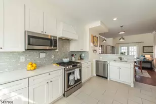 21 Riverbend Ct, New Providence, NJ 07974 - Photo 7