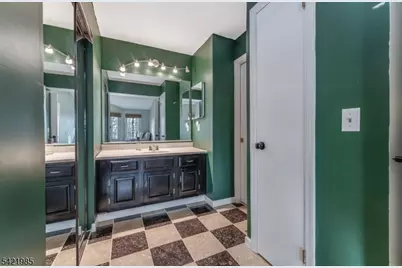 7 Quincy Court, Bedminster Township, NJ 07921 - Photo 15