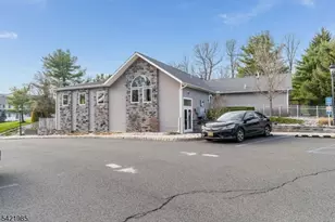 7 Quincy Ct, Bedminster Township, NJ 07921 - Photo 17