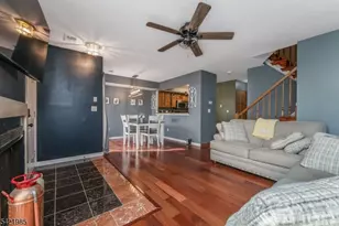 7 Quincy Ct, Bedminster Township, NJ 07921 - Photo 5