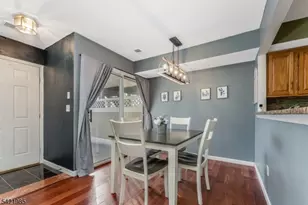 7 Quincy Ct, Bedminster Township, NJ 07921 - Photo 7