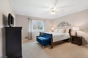 16 Ditmars Cir, Hillsborough Township, NJ 08844 - Photo 19