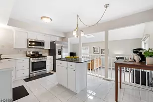 16 Ditmars Cir, Hillsborough Township, NJ 08844 - Photo 11