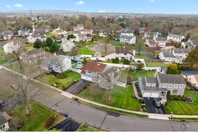 16 Ditmars Cir, Hillsborough Township, NJ 08844 - Photo 3