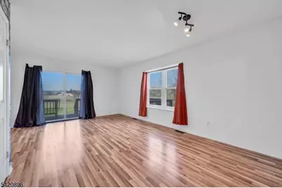 233 Spruce Ct, Raritan Township, NJ 08822 - Photo 11