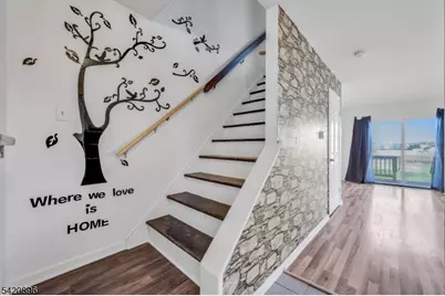 233 Spruce Ct, Raritan Township, NJ 08822 - Photo 15