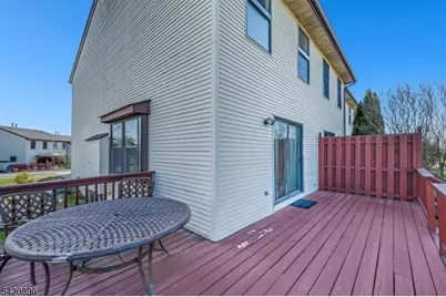 233 Spruce Ct, Raritan Township, NJ 08822 - Photo 5