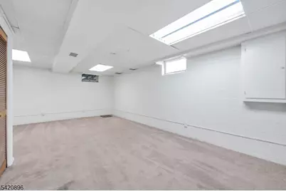 233 Spruce Ct, Raritan Township, NJ 08822 - Photo 21