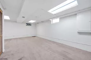 233 Spruce Ct, Raritan Township, NJ 08822 - Photo 21