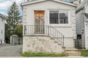 17 Emma Pl, Clifton, NJ 07013 - Photo 3