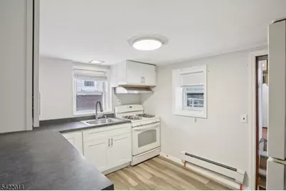 17 Emma Pl, Clifton, NJ 07013 - Photo 11