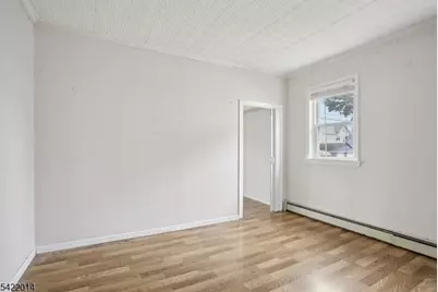 17 Emma Pl, Clifton, NJ 07013 - Photo 15