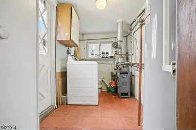 17 Emma Pl, Clifton, NJ 07013 - Photo 19