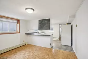 17 Emma Pl, Clifton, NJ 07013 - Photo 9