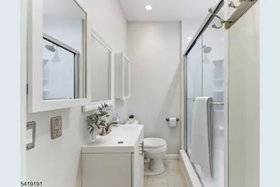 211 14th St #3R, Hoboken, NJ 07030 - Photo 17