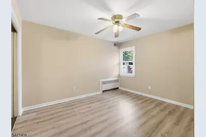 96 Lower Notch Rd, Little Falls Township, NJ 07424 - Photo 19