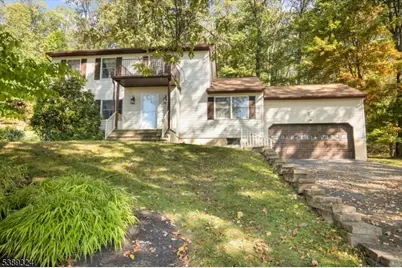 195 Mount Pleasant Ave, Rockaway Township, NJ 07866 - Photo 1