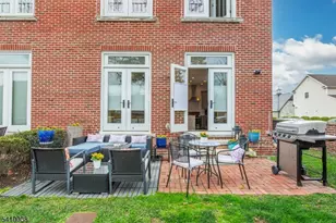 523 Trinity Pl, Westfield Town, NJ 07090 - Photo 5