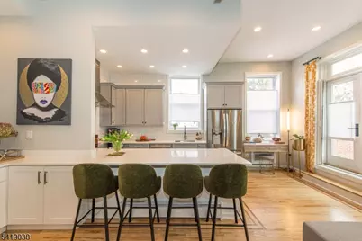 523 Trinity Pl, Westfield Town, NJ 07090 - Photo 15