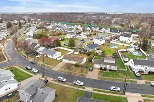 37 Louise Dr, Manville, NJ 08835 - Photo 5