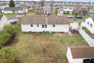 37 Louise Dr, Manville, NJ 08835 - Photo 27