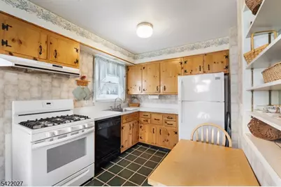 248 Perry St, Rockaway Township, NJ 07801 - Photo 11