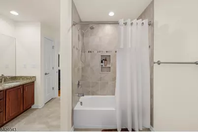 47 Harvey Ct, Clark Township, NJ 07066 - Photo 15