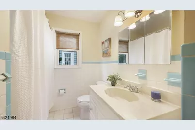 2108 Princeton Ave, Scotch Plains Township, NJ 07076 - Photo 15