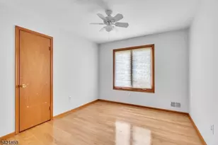 15 Conard Ct, Hillsborough Township, NJ 08844 - Photo 33