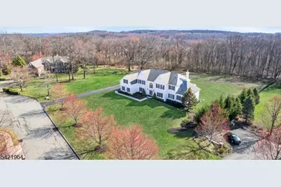 16 Southwind Dr, Mount Olive, NJ 07836 - Photo 5